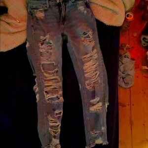 american eagle mom jeans